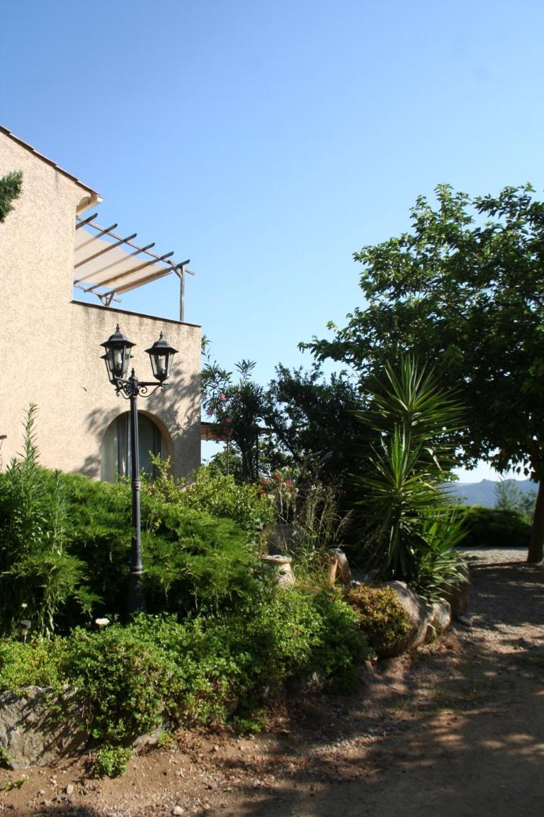 Costa Di Sognu Villa Luaran gambar